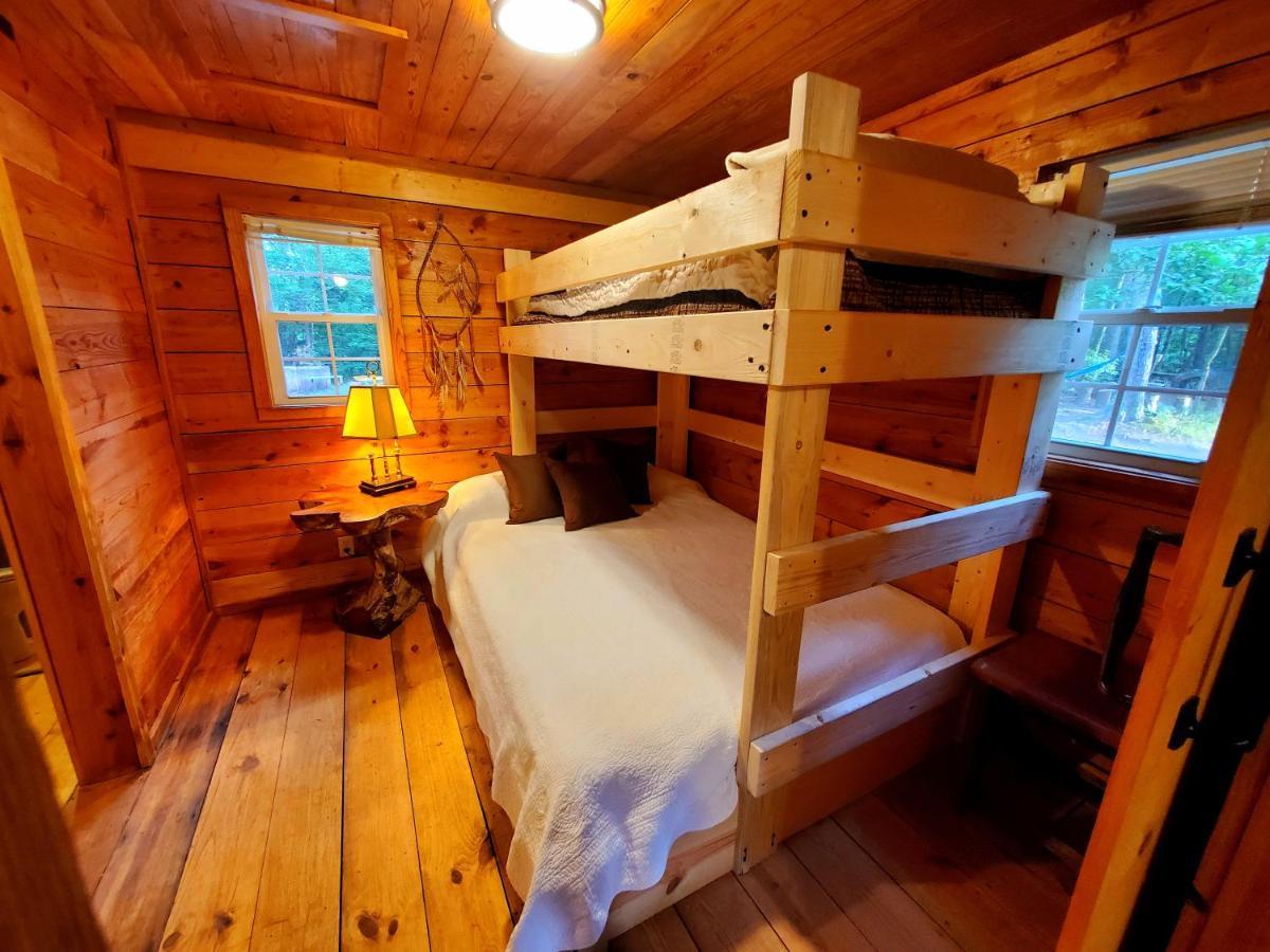 Lil' Log At Hearthstone Cabins And Camping - Pet Friendly Helen Exterior foto